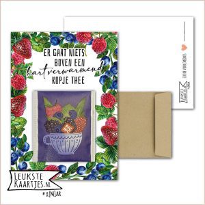Kaartkadootje -> Theezakje - No:21 (Er gaat niets boven een hartverwarmend kopje thee - Bloemen/kruiden/fruit thee - Bosvruchten Forest Fruit in frame)